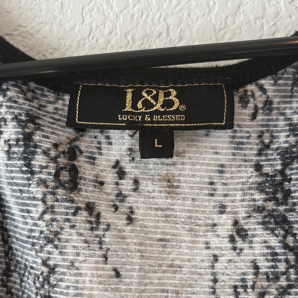 Lucky & Blessed Large Snake Print open front shrug - image 2